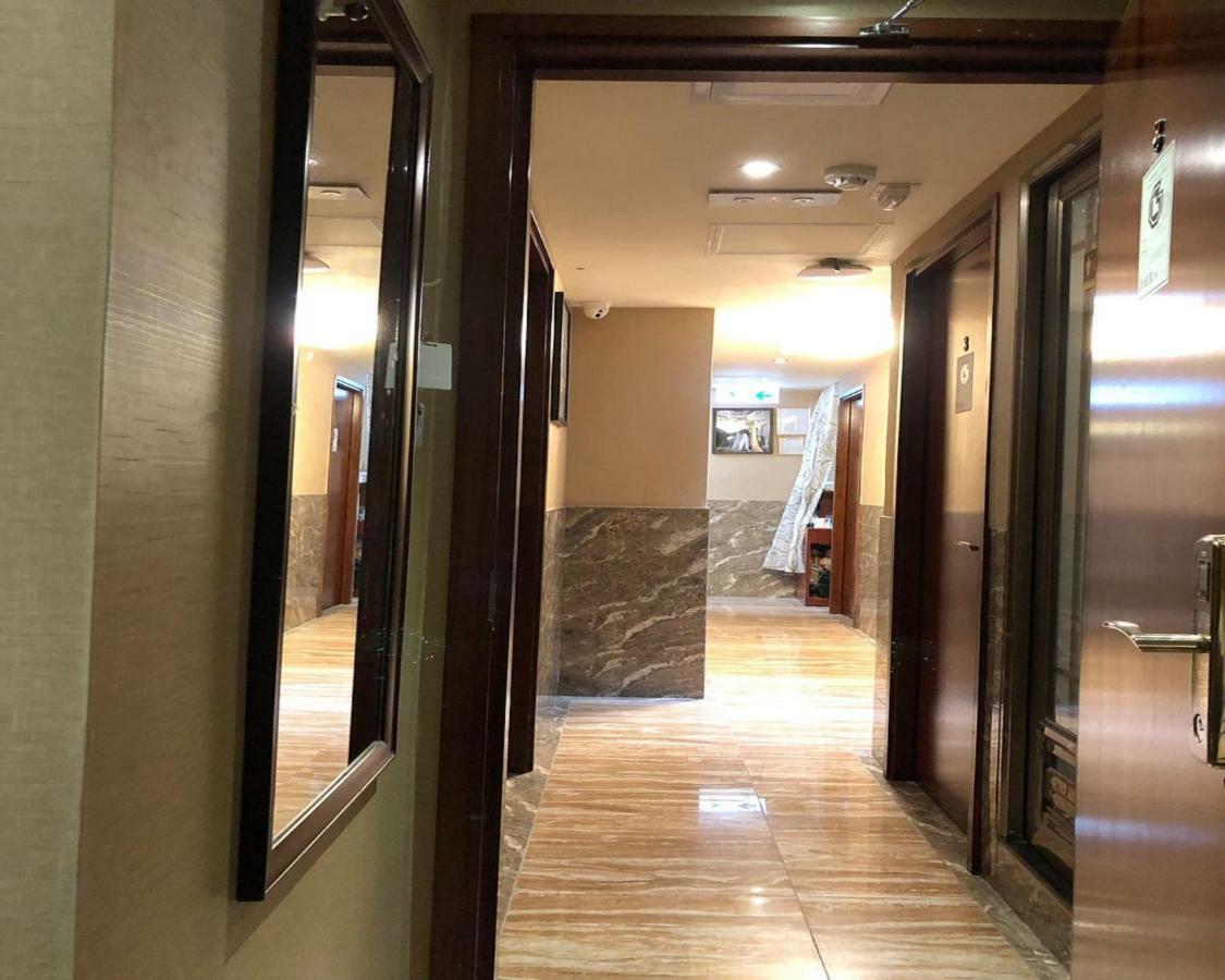 Rich Hostel Гонконг Экстерьер фото